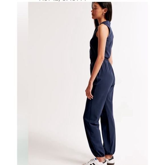 Abercrombie And Fitch Jumpsuit Traveler Zip Up Women’s Size Large Tall - Picture 3 of 8